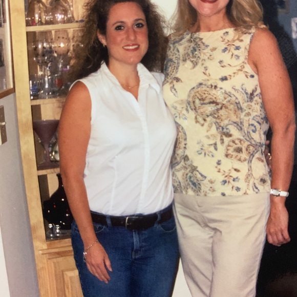 Meet your Posher, Jo - Picture 2 of 2